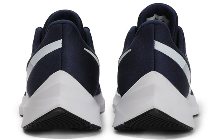 Shop Nike Zoom Winflo 6 編織 低筒 跑步鞋 男款 深藏青