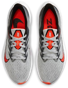 Nike Zoom Winflo 7 低筒 跑步鞋 男款 灰紅 Shop Nike Zoom Winflo 7 低筒 跑步鞋 男款 灰紅