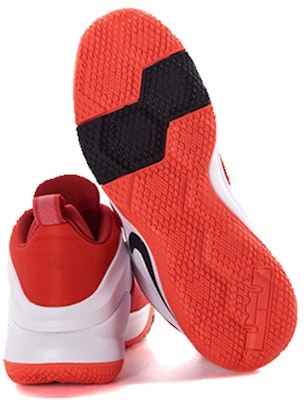 ナイキ ズーム ウィットネス EP "ユニバーシティレッド" 884277-600 Lookbook ナイキ ズーム ウィットネス EP "ユニバーシティレッド" 884277-600