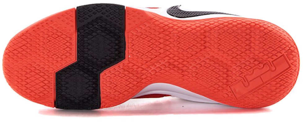 ナイキ ズーム ウィットネス EP "ユニバーシティレッド" 884277-600 Shop ナイキ ズーム ウィットネス EP "ユニバーシティレッド" 884277-600