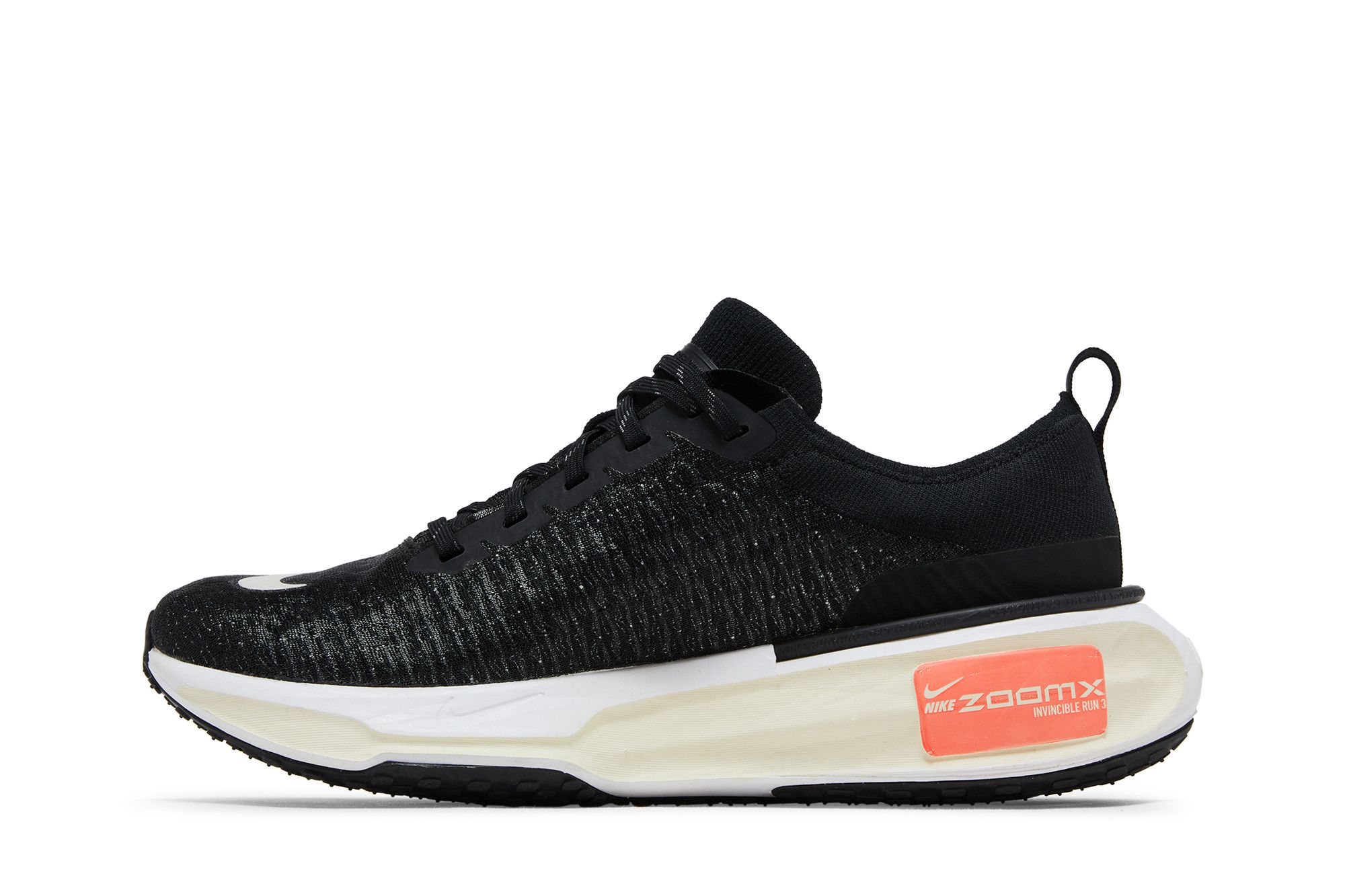 Lookbook 耐吉ZoomX Invincible 3加寬版「黑白色」FN1187-001