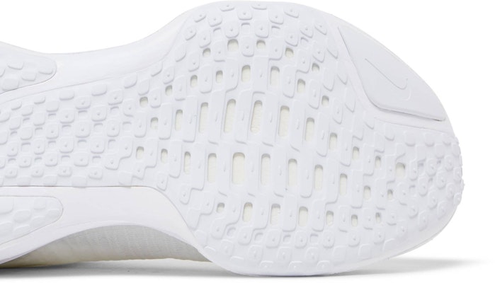 Nike Invincible 3 防滑耐磨 低筒 跑步鞋 男款 白色 Purchase Nike Invincible 3 防滑耐磨 低筒 跑步鞋 男款 白色