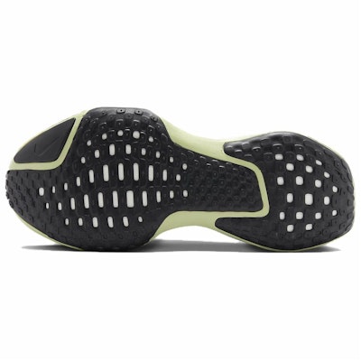 Nike Invincible 3 舒適 防滑耐磨 跑步鞋 男款 黑色 Shop Nike Invincible 3 舒適 防滑耐磨 跑步鞋 男款 黑色