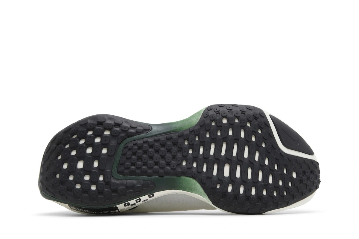 Nike ZoomX Invincible Run Flyknit 3 'Wake Up Pack' FZ4018-100