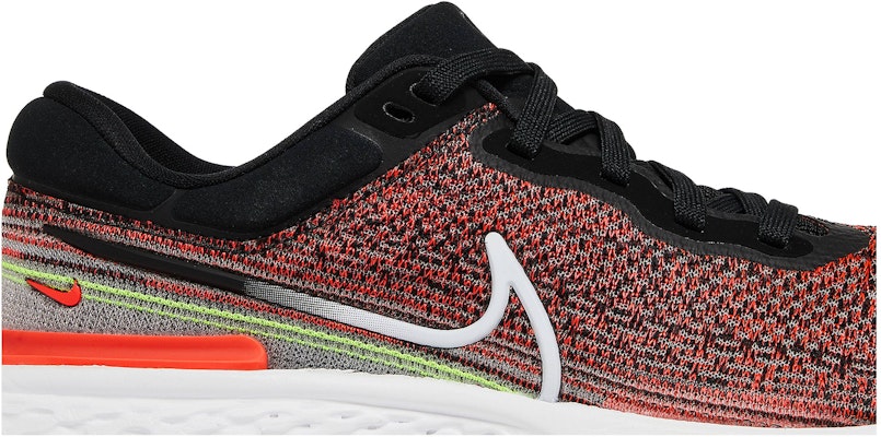 耐克ZoomX Invincible Run Flyknit黑红配色跑鞋 DO6381-001 Order 耐克ZoomX Invincible Run Flyknit黑红配色跑鞋 DO6381-001