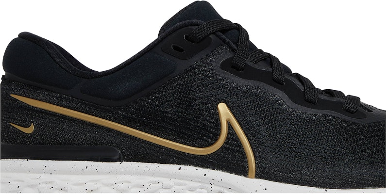 Nike odyssey react 2024 black and gold
