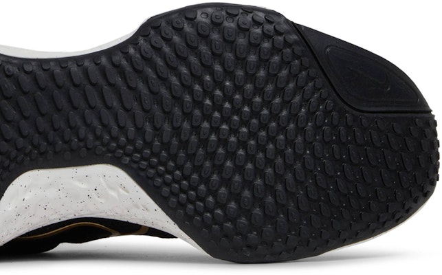 耐克ZoomX Invincible Run Flyknit黑金色跑鞋 CT2228-004 Purchase 耐克ZoomX Invincible Run Flyknit黑金色跑鞋 CT2228-004