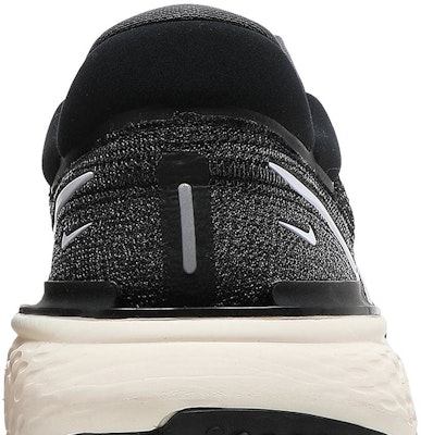 Nike ZoomX Invincible Run Flyknit 'Black White' CT2228-001 Sizing Nike ZoomX Invincible Run Flyknit 'Black White' CT2228-001