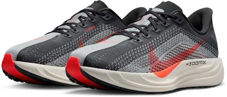 Shop Nike ZoomX Pegasus Plus 深灰煙燻灰幻影亮紅配色款 FQ7262-007