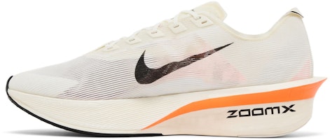 耐克 ZoomX VaporFly Next% 4 'Proto' 跑鞋 HF6413-100 Lookbook 耐克 ZoomX VaporFly Next% 4 'Proto' 跑鞋 HF6413-100