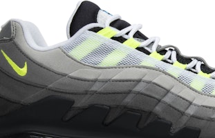 NikeCourt Vapor RF x Nike Air Max 95 'Greedy' Sepatu Sneakers AO8759-077 Order NikeCourt Vapor RF x Nike Air Max 95 'Greedy' Sepatu Sneakers AO8759-077