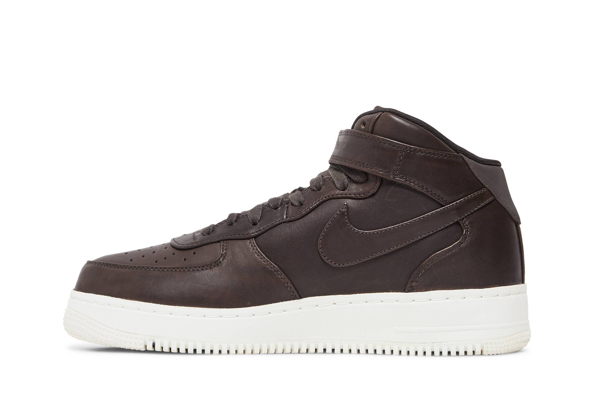 Lookbook ナイキラボ AF1 ミッド "ベルベットブラウン" 905619-200