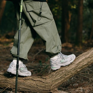 niko and ... x New Balance NB 725 復古 輕便 低筒 跑鞋 男女款 灰綠 2