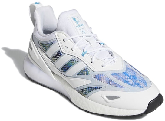 忍者 x 阿迪达斯 ZX 2K 2.0 'Time In - 白色信号青' GZ3745 Lookbook 忍者 x 阿迪达斯 ZX 2K 2.0 'Time In - 白色信号青' GZ3745