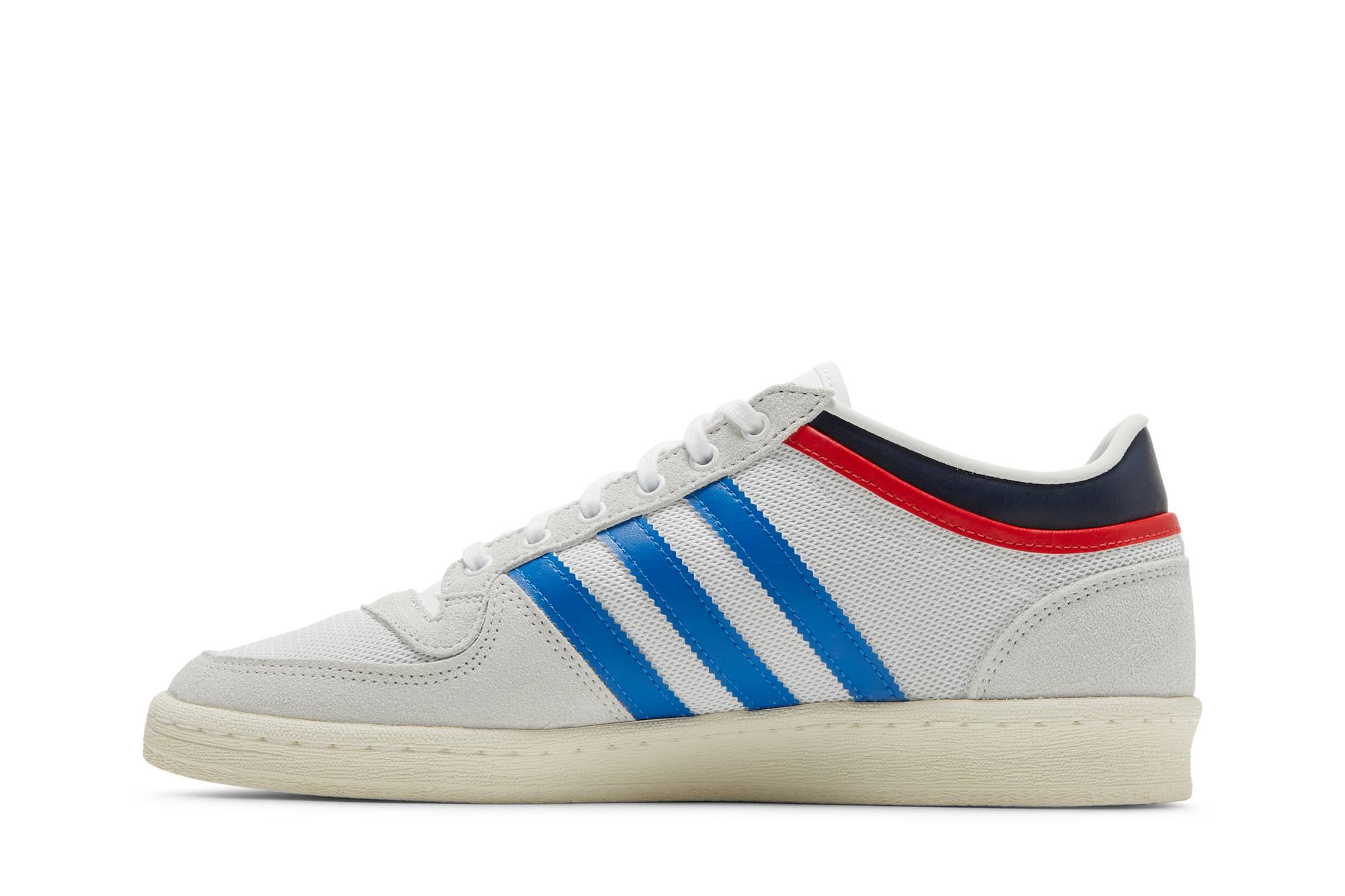 Lookbook 노아 x 아디다스 프로바운드 '화이트 블루 버드' S42600