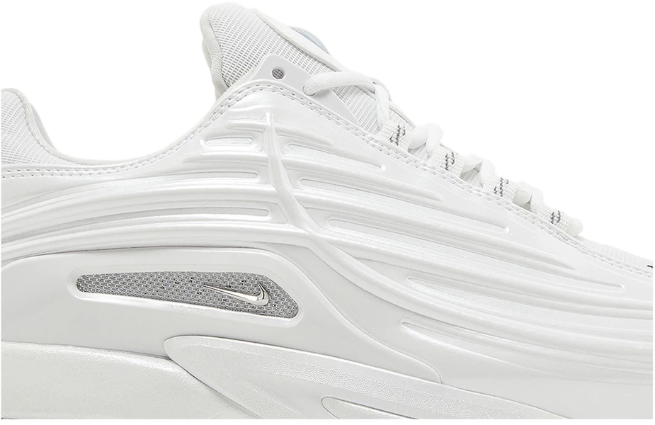 NOCTA x Nike Hot Step 2 ''Bianco'' DZ7293-100 Lookbook NOCTA x Nike Hot Step 2 ''Bianco'' DZ7293-100