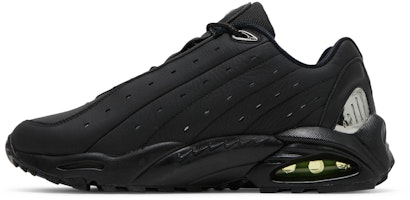 NOCTA x Nike Hot Step Air Terra 'Hitam' DH4692-001 Lookbook NOCTA x Nike Hot Step Air Terra 'Hitam' DH4692-001