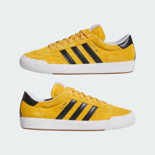 Sizing Nora Sneakers JH8145