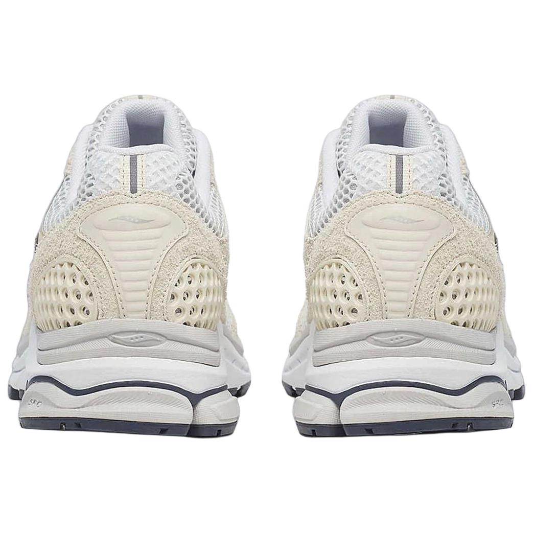 Purchase ノードストローム x サッカニー ProGrid トライアンフ 4 'サンド インク' S70878-3