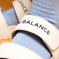 New Balance Noritake x New Balance Nclay Sandal Sukan Putih SUFNCLAN 4