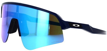 Oakley Black Irregular Frame Stylish Comfortable Sunglasses. 0OO9465-05 Oakley Black Irregular Frame Stylish Comfortable Sunglasses. 0OO9465-05