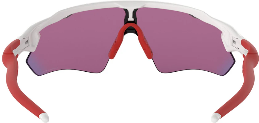 Kacamata Hitam Plastik Putih Oakley dengan Logo di Tangkai OO920892080538 Purchase Kacamata Hitam Plastik Putih Oakley dengan Logo di Tangkai OO920892080538
