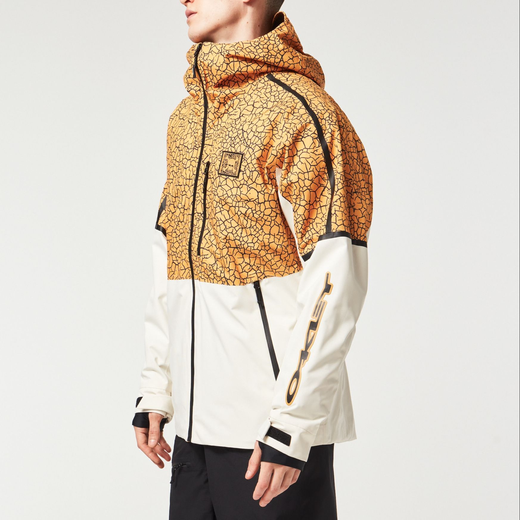 Sizing Oakley 白色拉鍊連帽外套 休閒外套 FOA403429-9M5