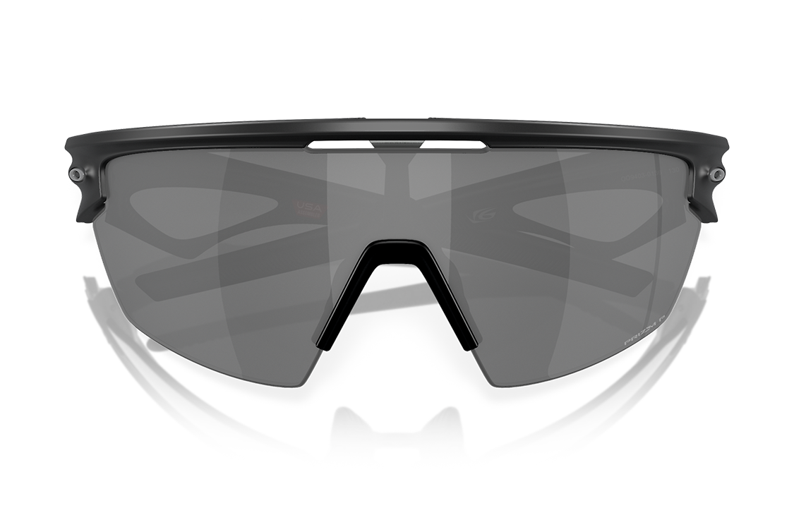 Shop Oakley 黑色經典眉框設計太陽眼鏡 情侶款男女通用款式 0OO9403-01