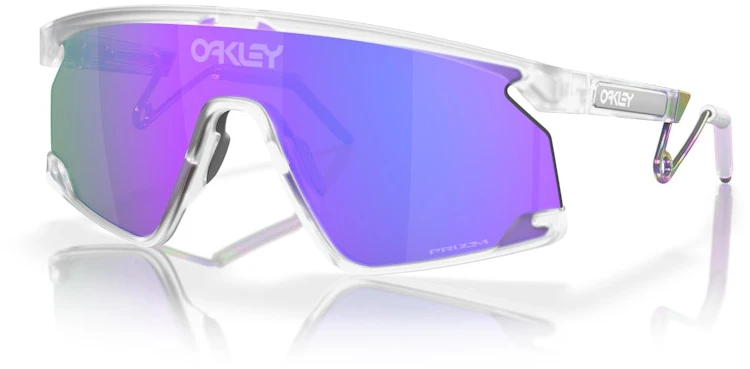 oakley-bxtr-sunglasses-clear-prizm-oo-9237-0239