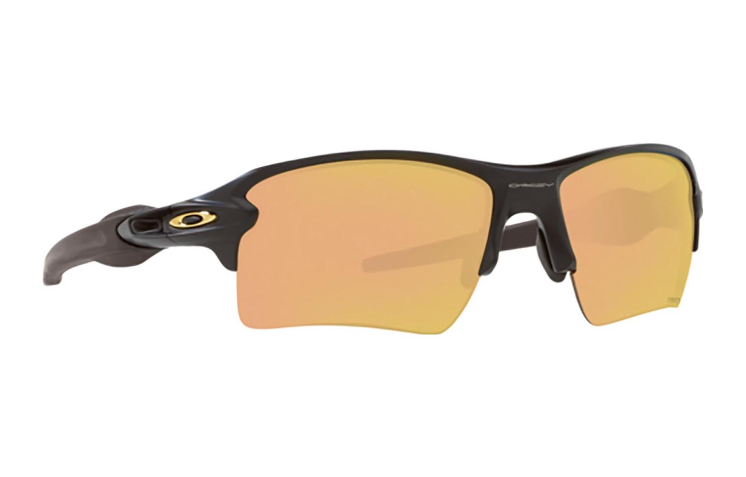 Lookbook OAKLEY Gafas de Sol de Moda con Montura Irregular Negra. 0OO9188-B3