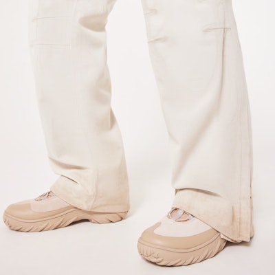 Oakley 秋冬款纬线弹力灯芯绒休闲裤 - 白桦白色。 FOA406153-13B 3