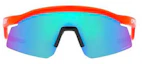 Lookbook Oakley Irregular Red Sunglasses for Men with Lettered Temples. 0OO9229-06