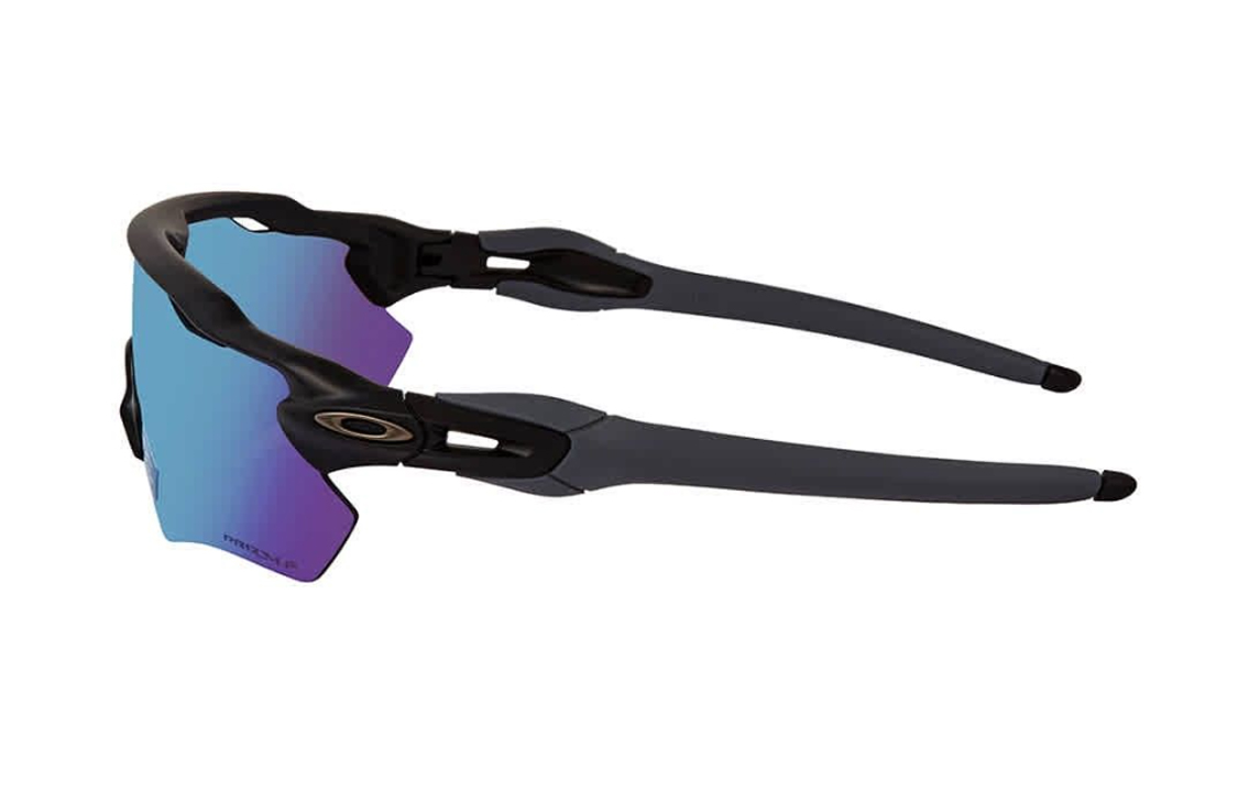 Shop Oakley O Matter 男士不規則側標設計太陽眼鏡 OO920892085538