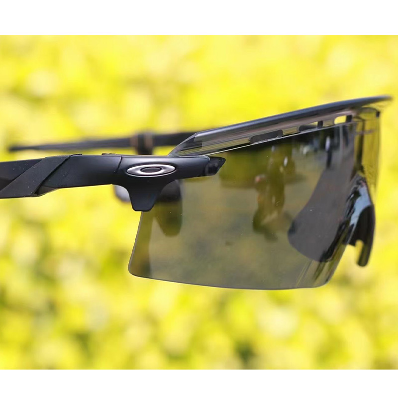 Oakley Polarized Cycling Sunglasses UV Protection for Driving, Running & Outdoor Sports 9235 Encoder strike vented 923 圖 11