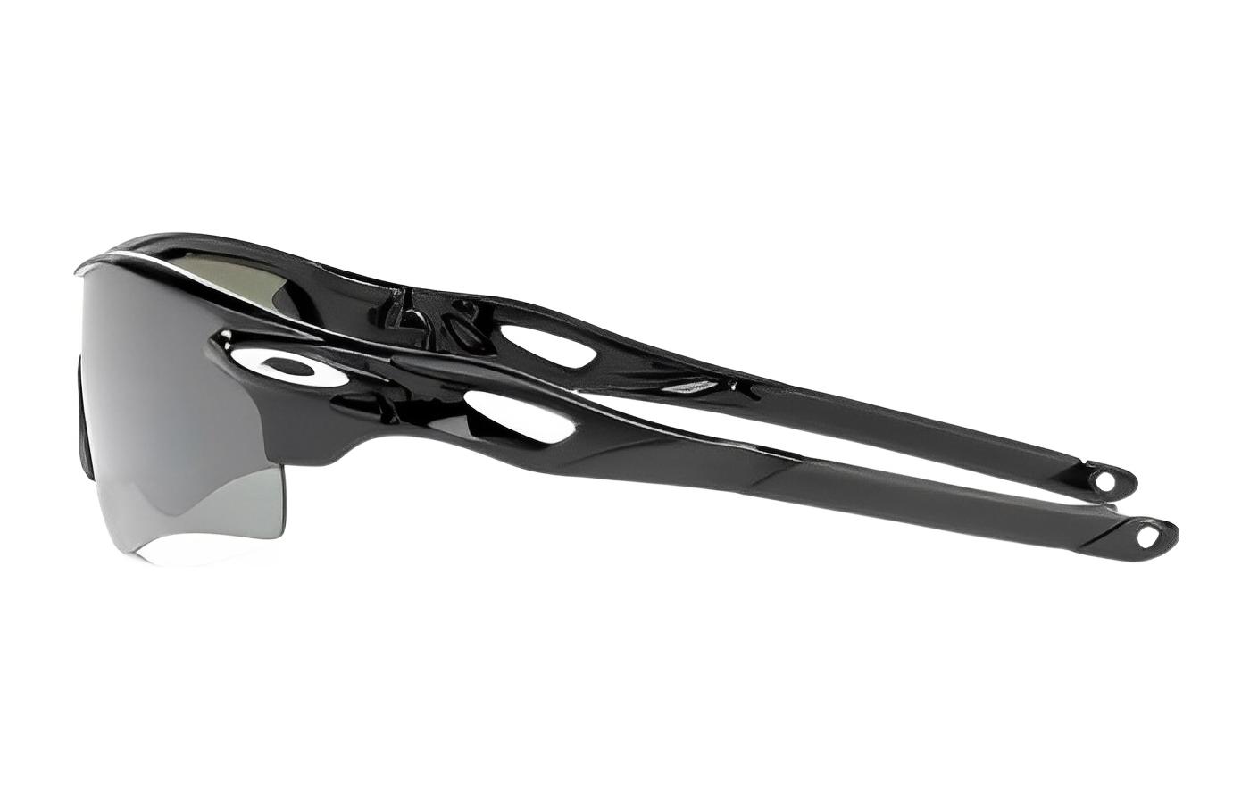 Shop Oakley 運動潮流不規則框太陽眼鏡 男女皆宜款式 0OO9206-41