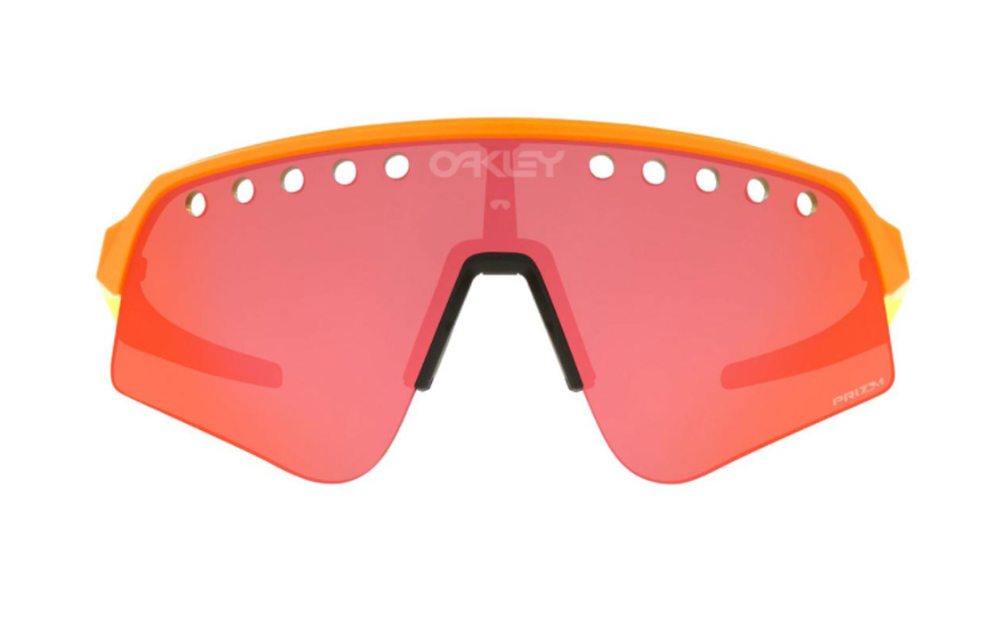 Lookbook Cermin Mata Oval Oakley Unisex Trendy Kerangka Jingga Merah untuk Pasangan. 0OO9465-08