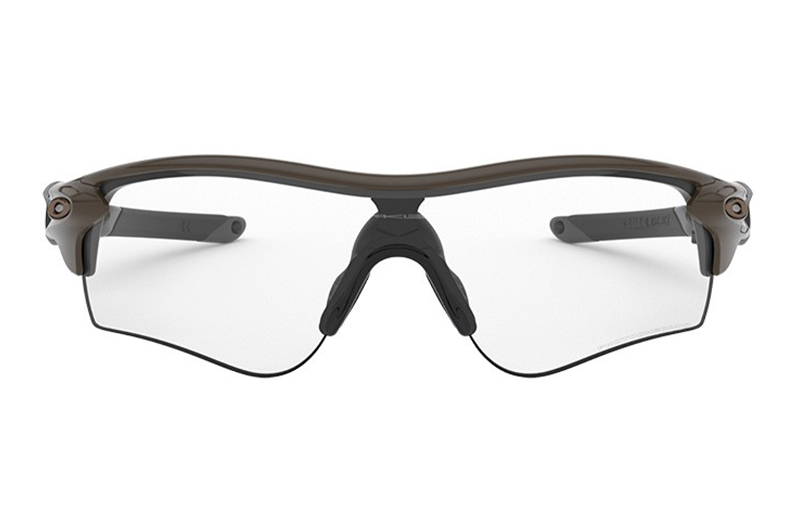 Lookbook Kacamata/Goggle Bersepeda Oakley Unisex Gaya Olahraga Lensa Transparan Pelindung 0OO9206-49