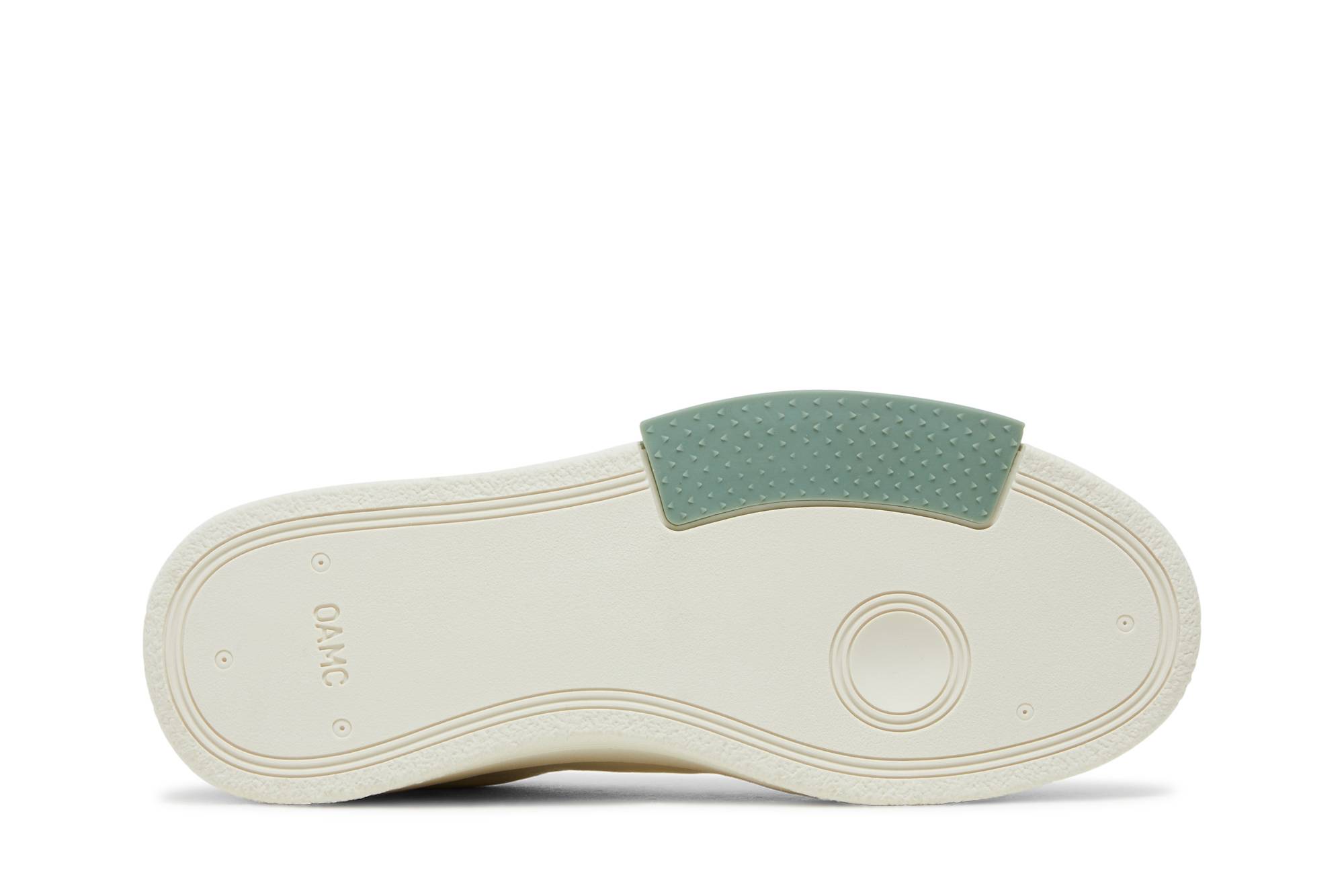 Shop OAMC 코스모 스니커즈 (내추럴 화이트) 22A28OAS01-TOMOA006-108