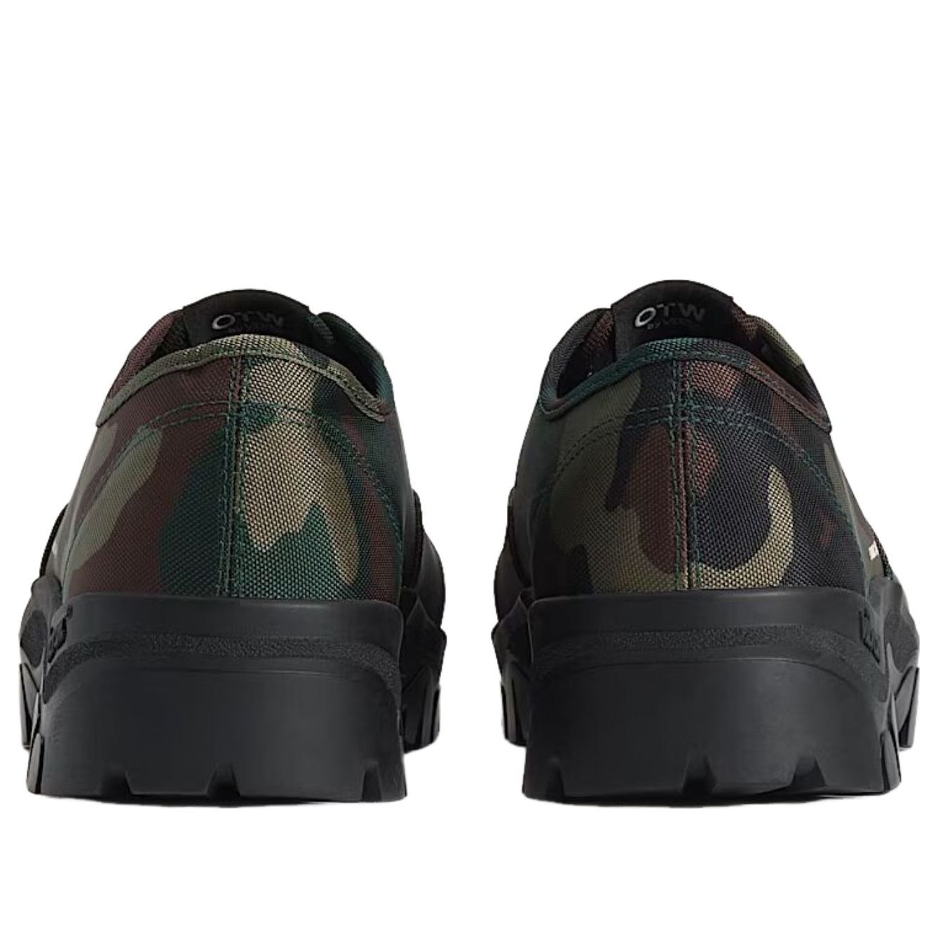 Shop OAMC x Vans OTW オーセンティック オックスフォード ''ウッドランドカモ'' VN000EGWWVD