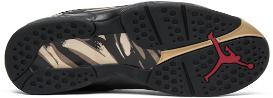 10月非常自己的 x Air Jordan 8 复刻版“黑色” AA1239-045 Shop 10月非常自己的 x Air Jordan 8 复刻版“黑色” AA1239-045