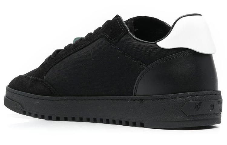 Lookbook 오프화이트 블랙 가죽 스니커즈 (Off-White Black Leather Sneakers) OMIA227C99FAB0021010