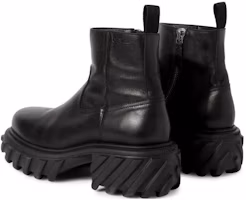 Lookbook Off-White 'Botas Chunky de Cuero Negro' OMID029F23LEA0011010