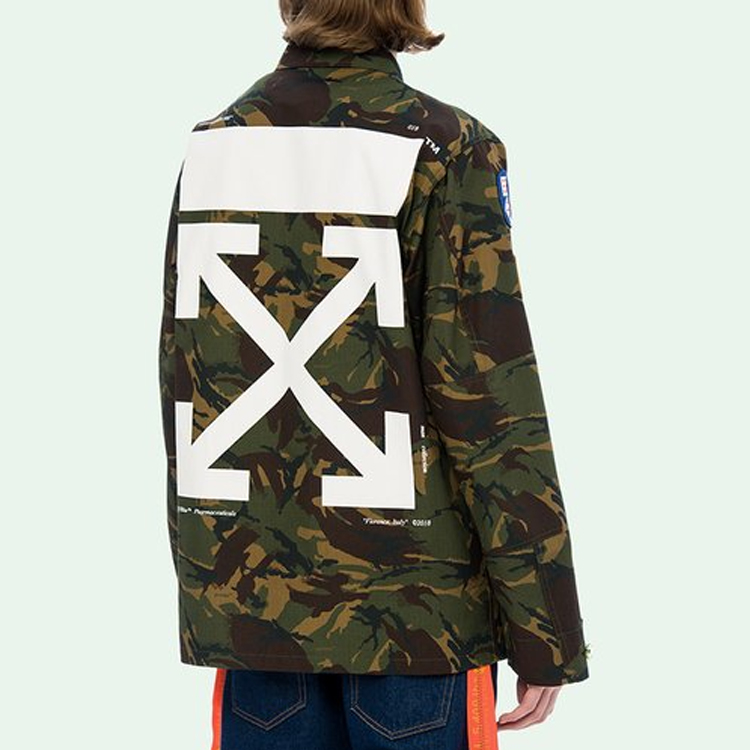 Sizing 오프화이트 애로우 배지 테이프 재킷 남성 그린 카모 OMEL001S187340129901
