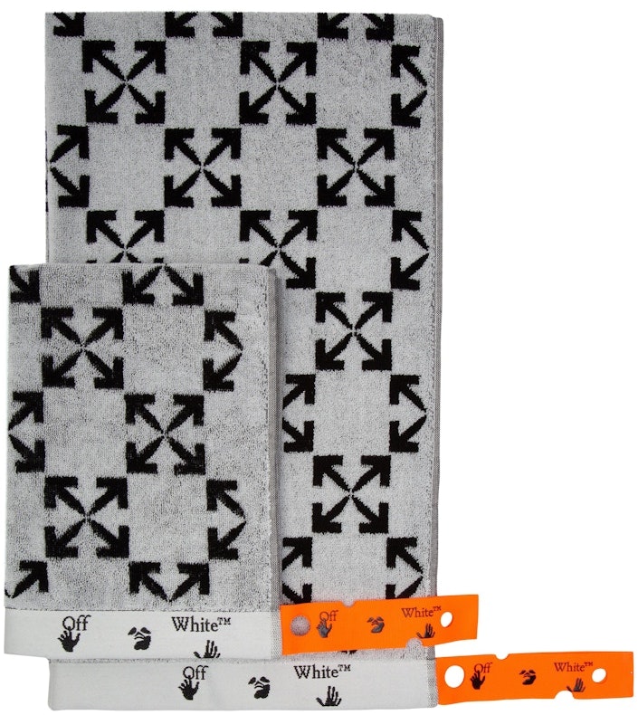 off-white-arrow-pattern-towel-set-white-black