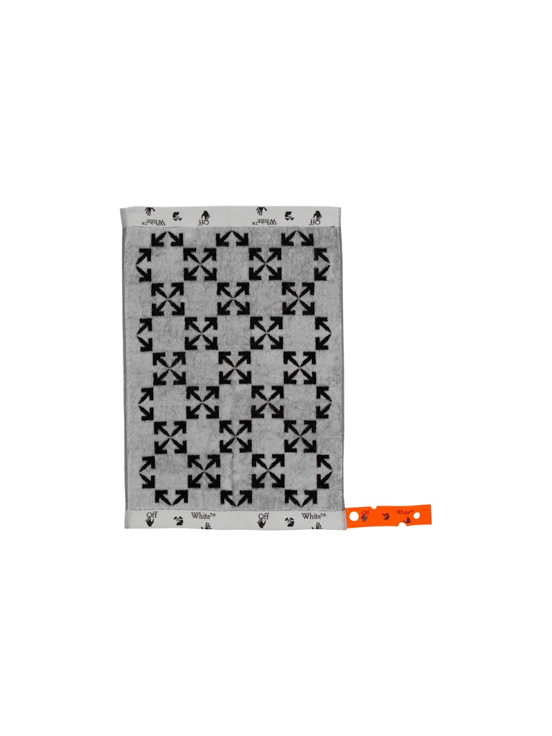 Lookbook Set de Toallas Off-White Arrow Blanco/Negro