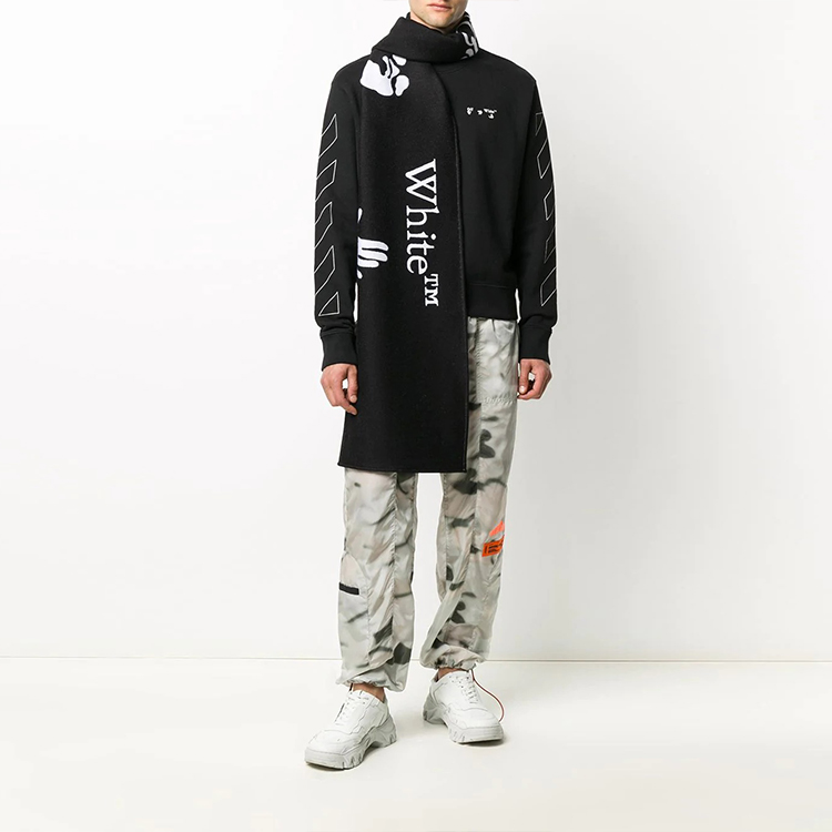 Lookbook OFF-WHITE 黑色斜紋條紋 Logo 圓領長袖衛衣 OMBA025F20FLE0011001
