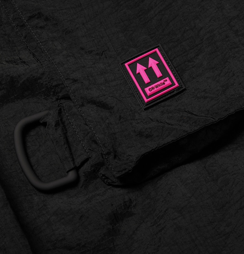 Lookbook "Pantalones Cargo Off-White Bondage Negro"