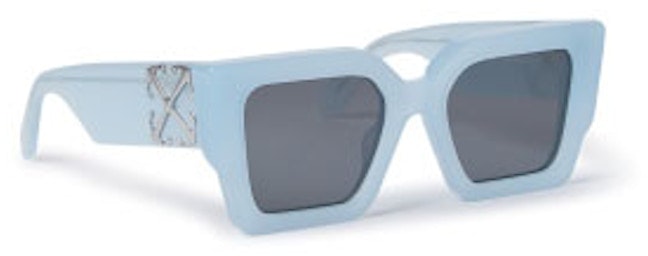 off-white-catalina-square-sunglasses-light-blue-dark-grey-oeri-128-s24-pla-0014007-fr