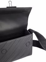 Lookbook OFF-WHITE Clipper Bag Black
