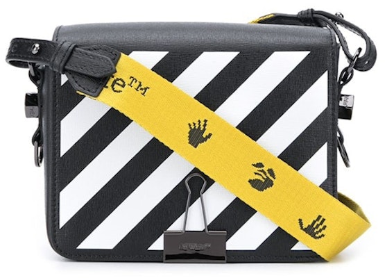 OFF-WHITE Diag FW20 Binder Clip Bag Mini Black/White Buy OFF-WHITE Diag FW20 Binder Clip Bag Mini Black/White